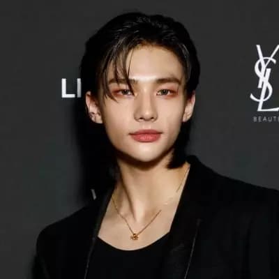 Hyunjin & His Little Wife thumbnail