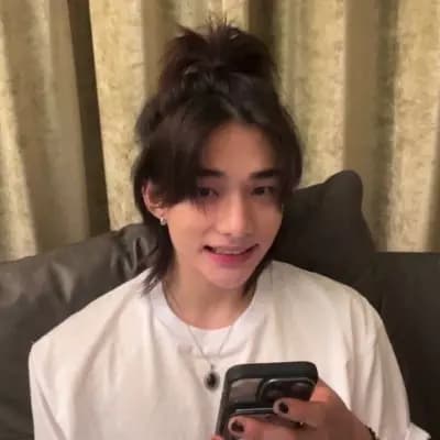 Hyunjin/dance teacher thumbnail