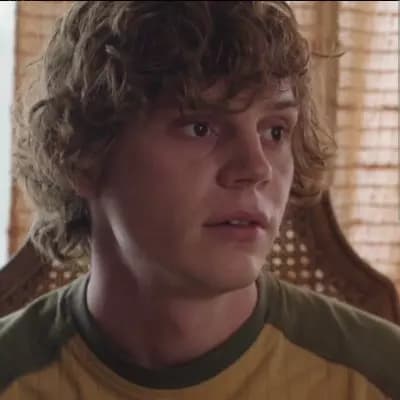 Evan Peters thumbnail