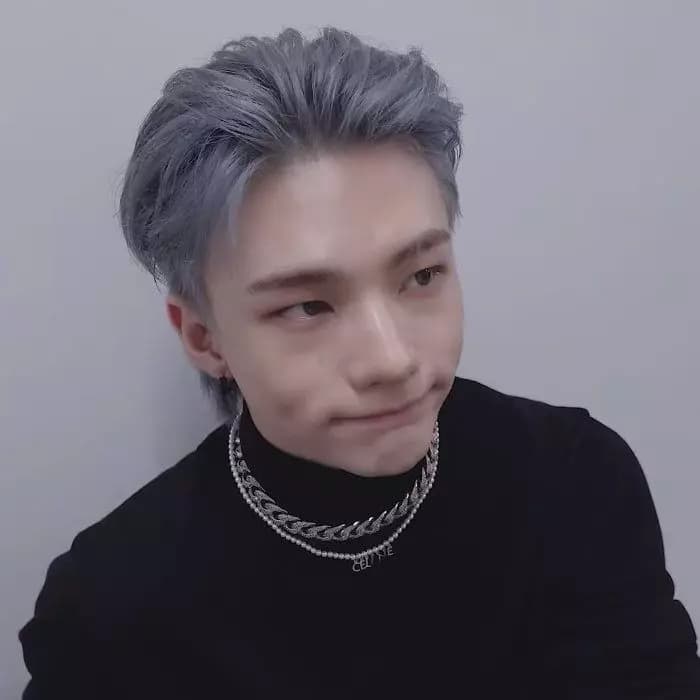Hwang Hyunjin  thumbnail