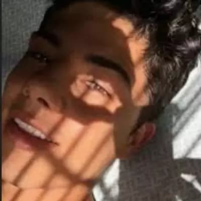 Alex thumbnail
