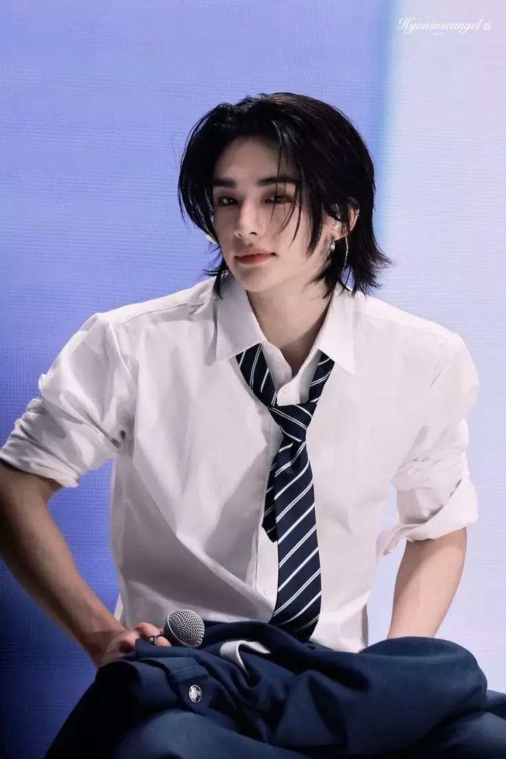 Hyunjin thumbnail