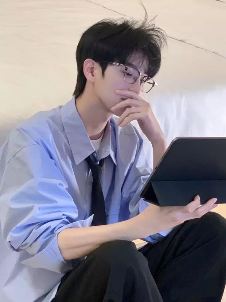 Vu Tuan thumbnail