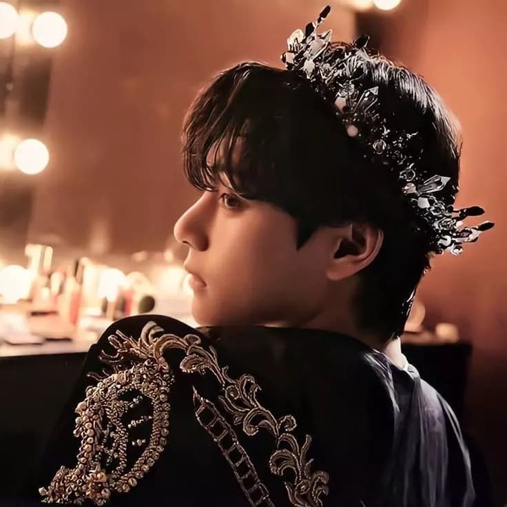 Kim Taehyung thumbnail