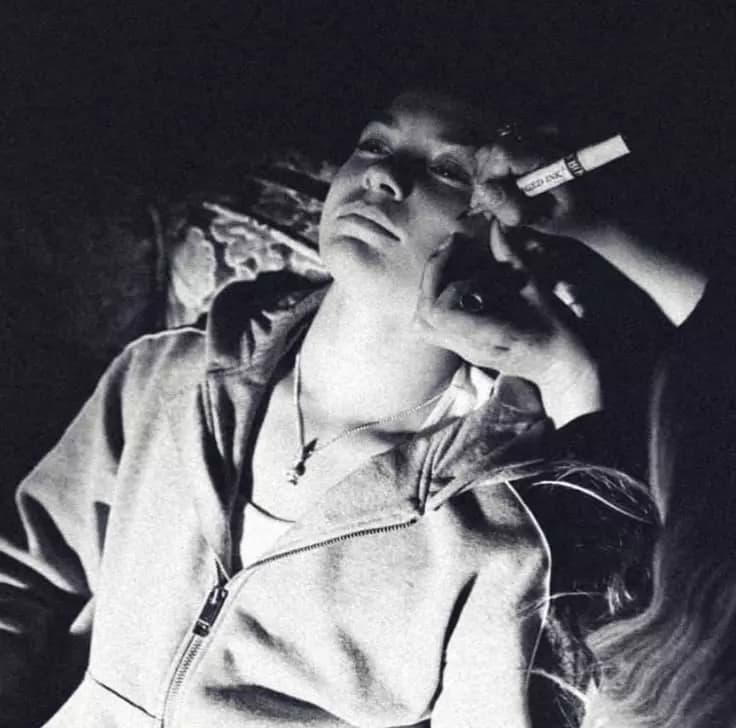 Ashtray thumbnail