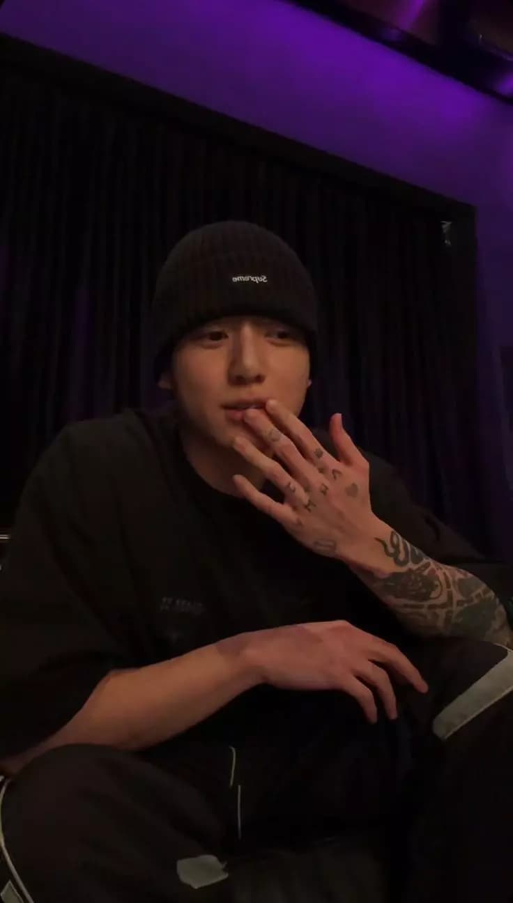 Jeon Jungkook thumbnail