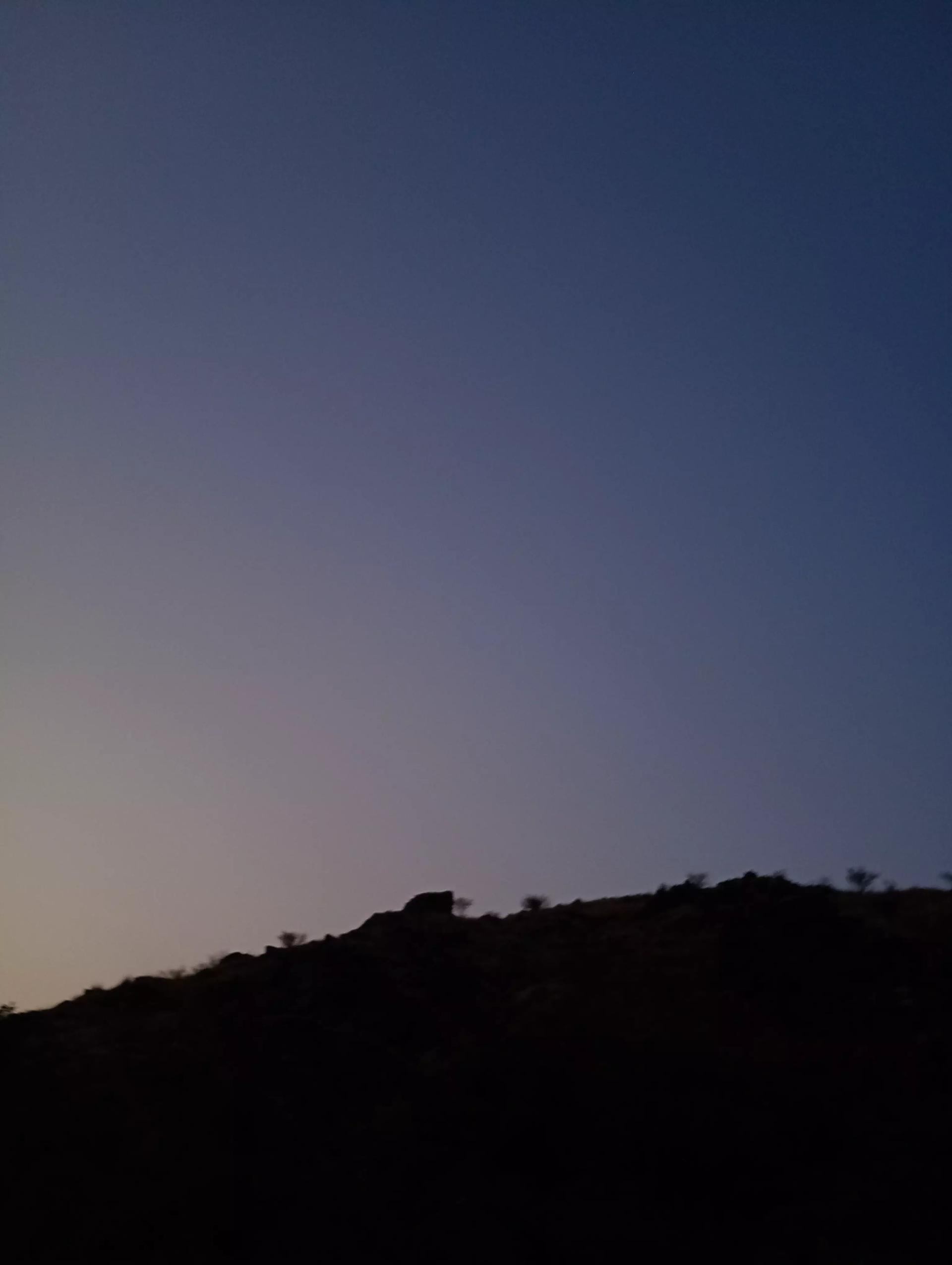\-\_- thumbnail