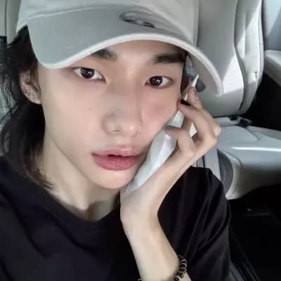 Hyunjin thumbnail