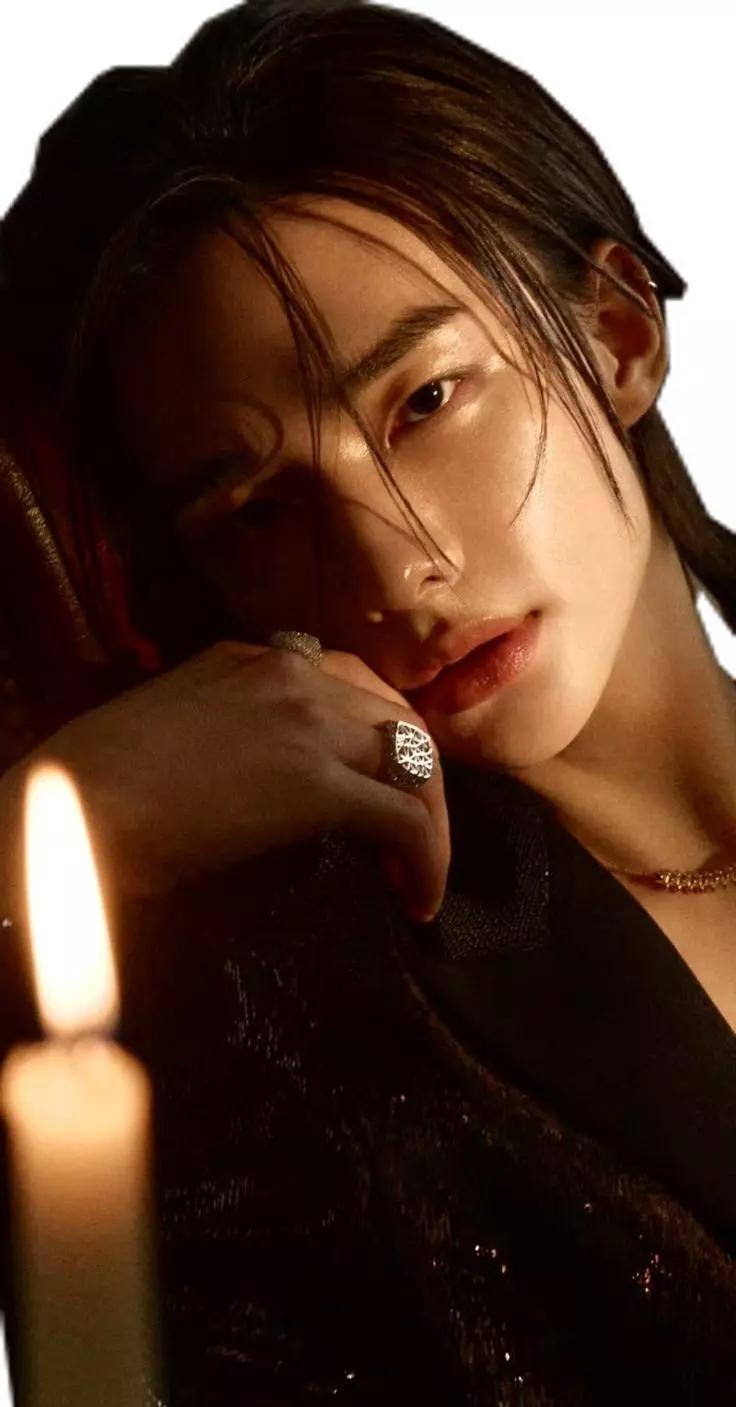 Hwang Hyunjin (Hyunlix) thumbnail