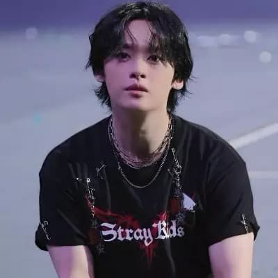 Lee Know thumbnail