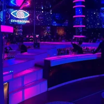 [the club]  thumbnail