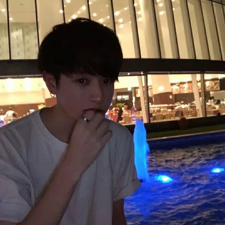 Jeon Jungkook thumbnail
