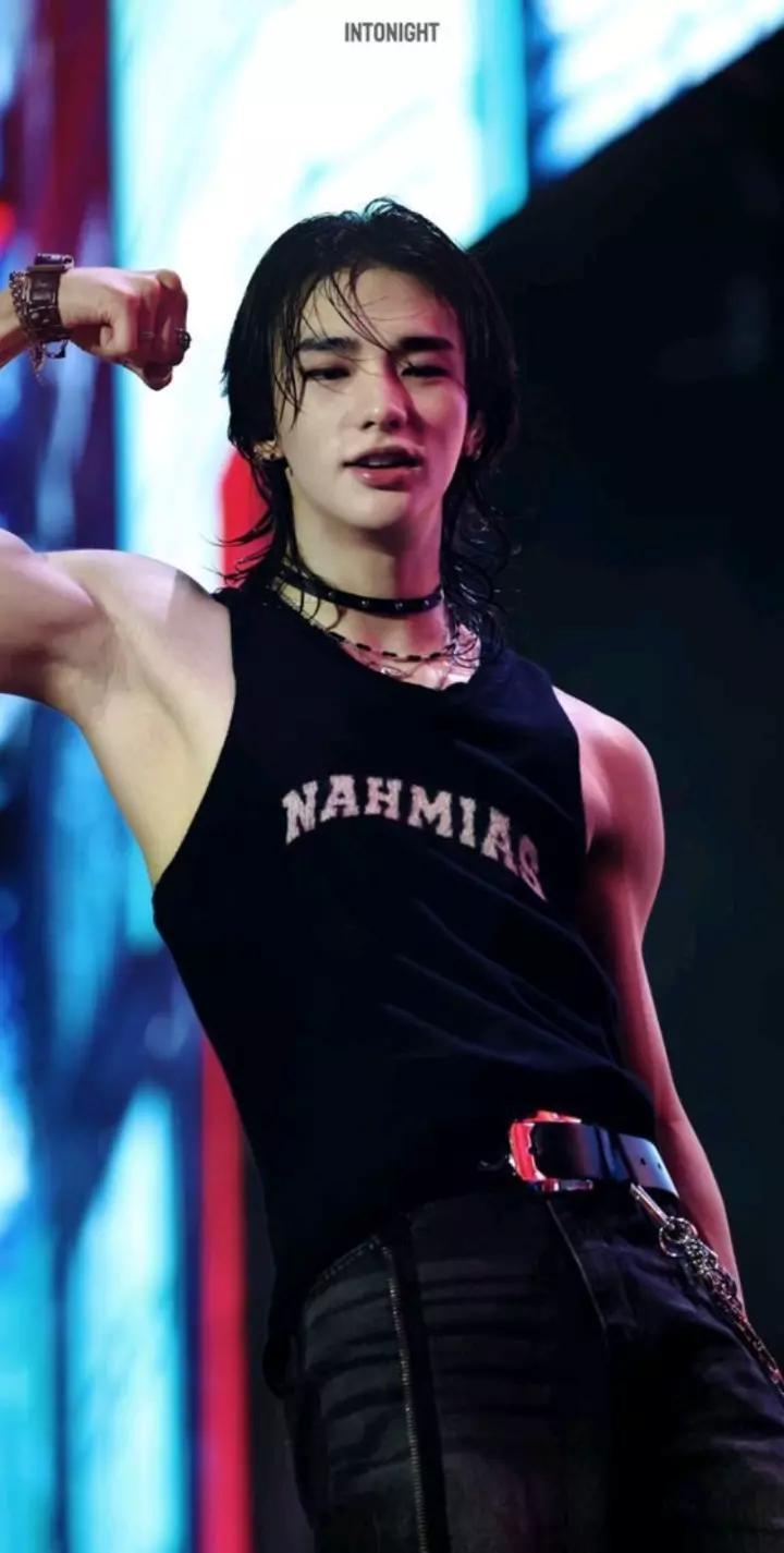 Hyunjin, your ex's brother thumbnail