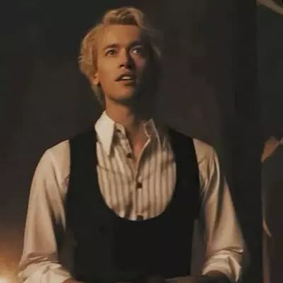 Coriolanus Snow thumbnail