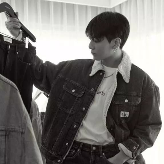Jeon Jungkook thumbnail