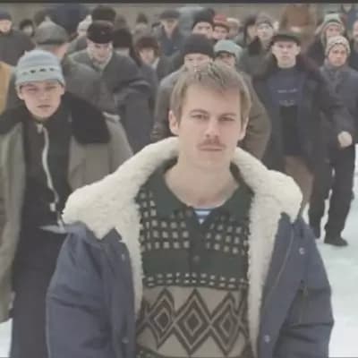 Слово пацана кровь на асфальте thumbnail