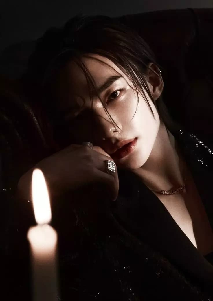 Hwang Hyunjin  thumbnail