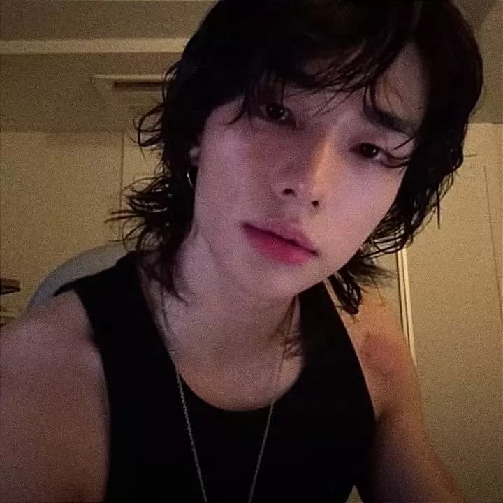 Hwang Hyunjin. thumbnail