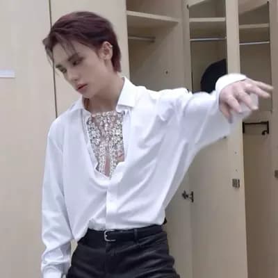 Hyunjin thumbnail