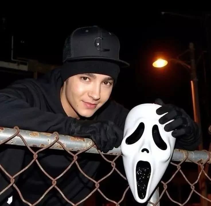 Tom Kaulitz  thumbnail