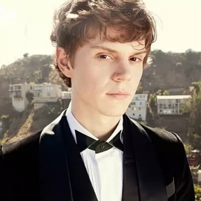 Evan Peters thumbnail