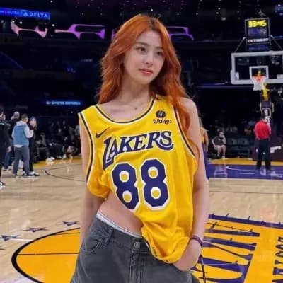 Huh Yunjin thumbnail