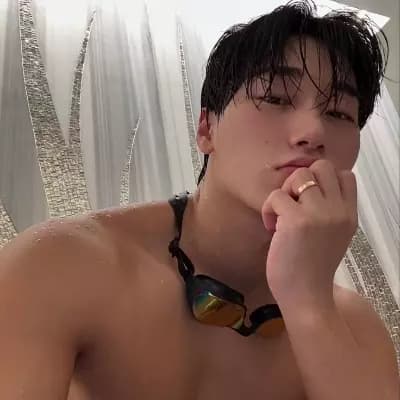 Choi San thumbnail