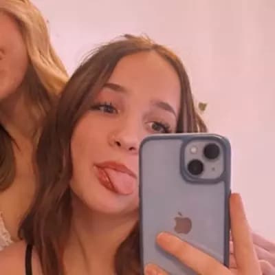 Lily thumbnail