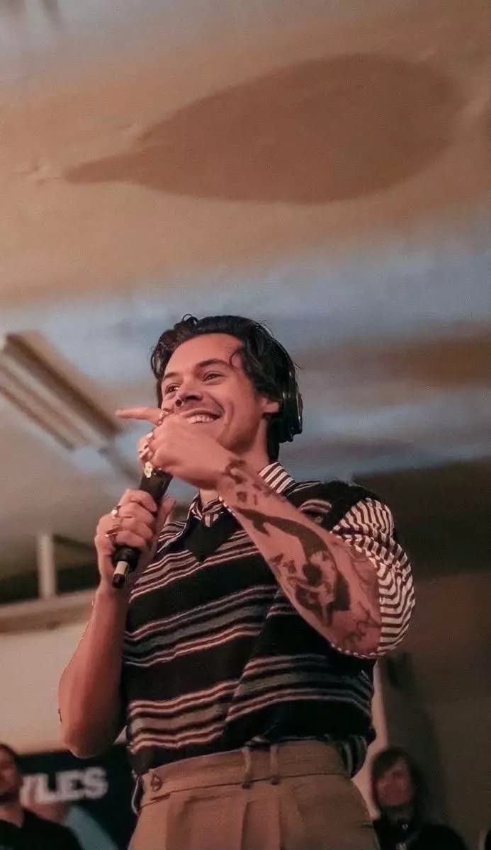 Harry Styles thumbnail