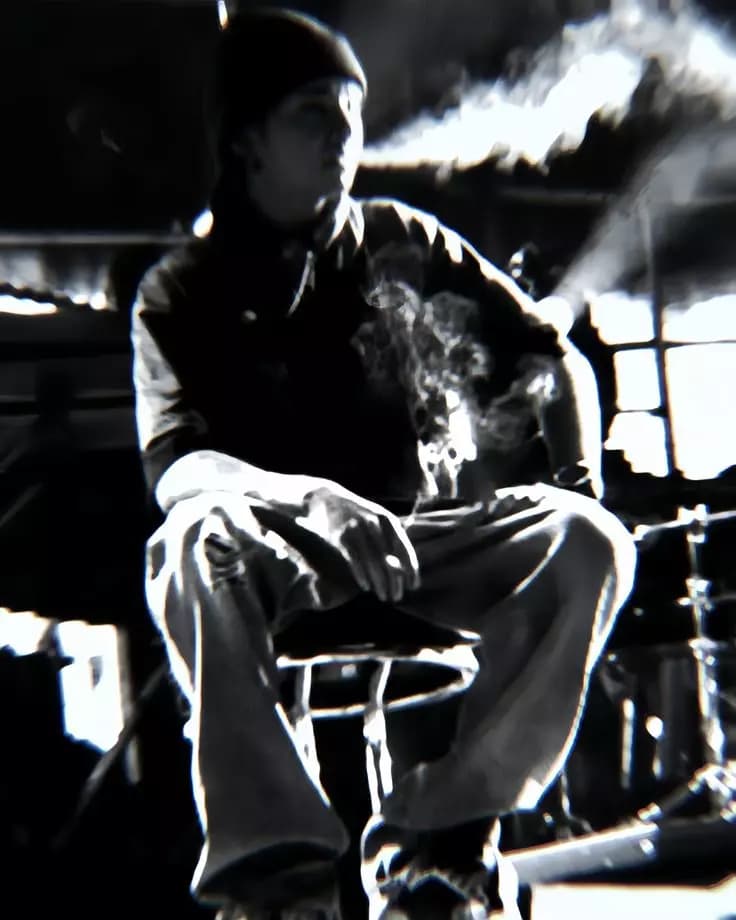 Tom Kaulitz  thumbnail