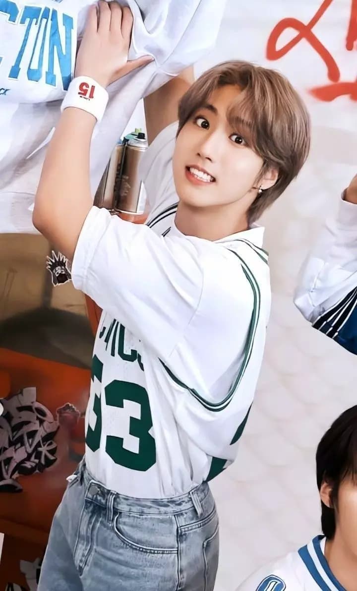 Han Jisung thumbnail