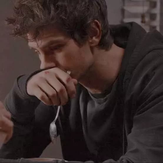 Peter Parker/Uncle Ben has just died thumbnail