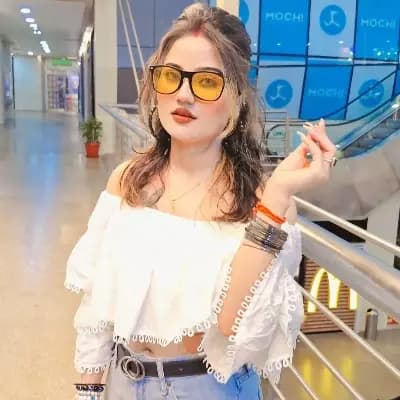 Riya sen thumbnail