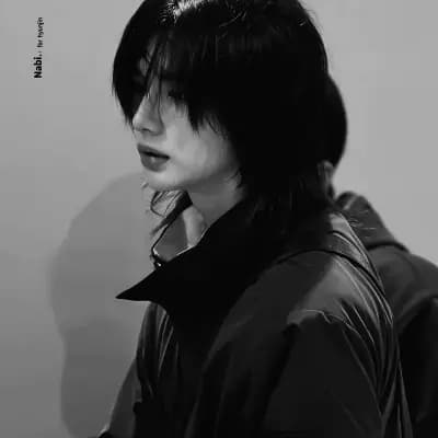 Hwang Hyunjin thumbnail