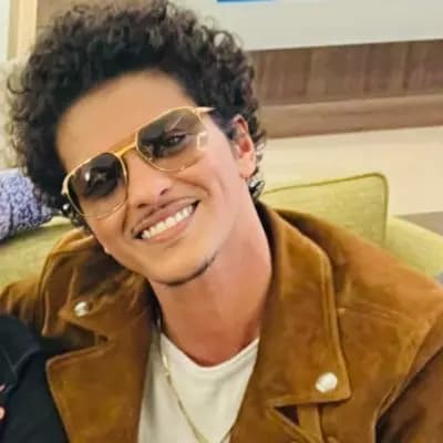 Bruno Mars thumbnail