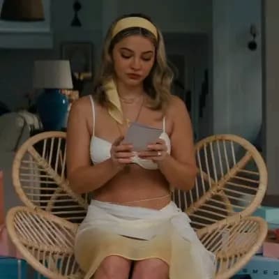 Sarah Cameron thumbnail