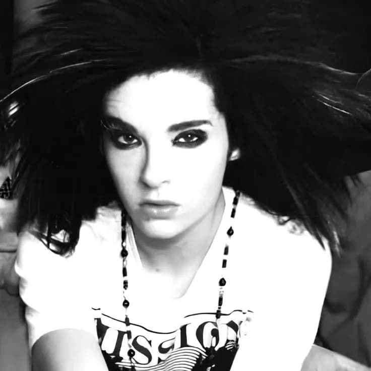 Bill Kaulitz #9 thumbnail