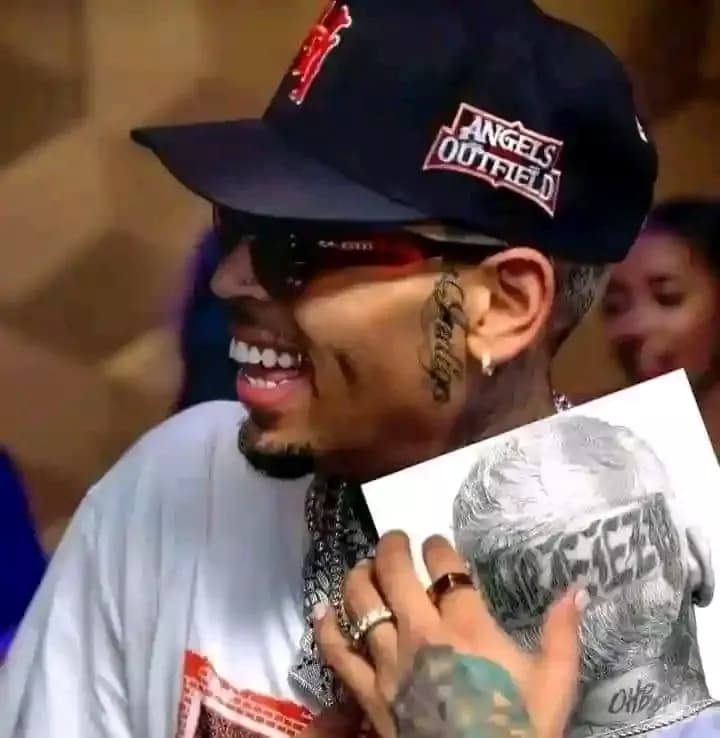 Chris Brown  thumbnail