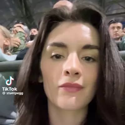 Nieve Petruzziello (StuntPegg) thumbnail