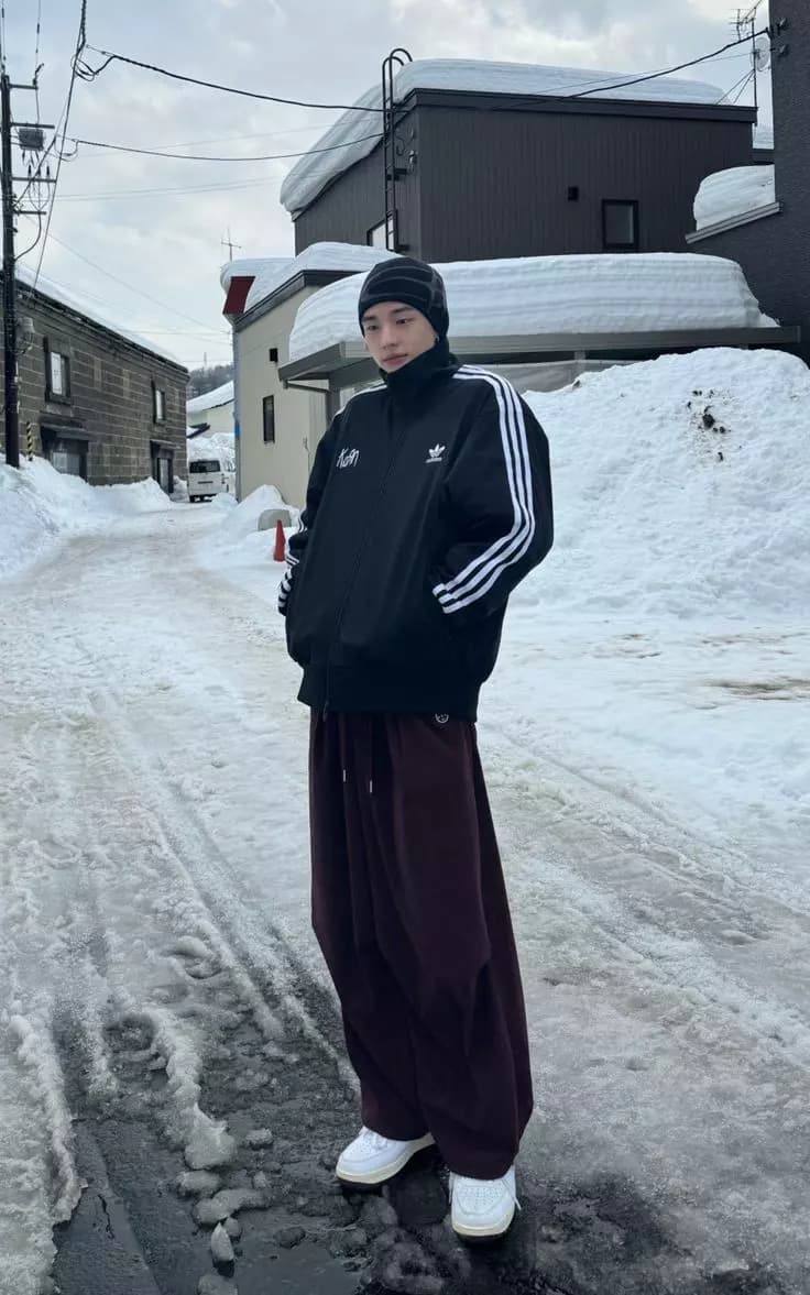 Hyunjin thumbnail