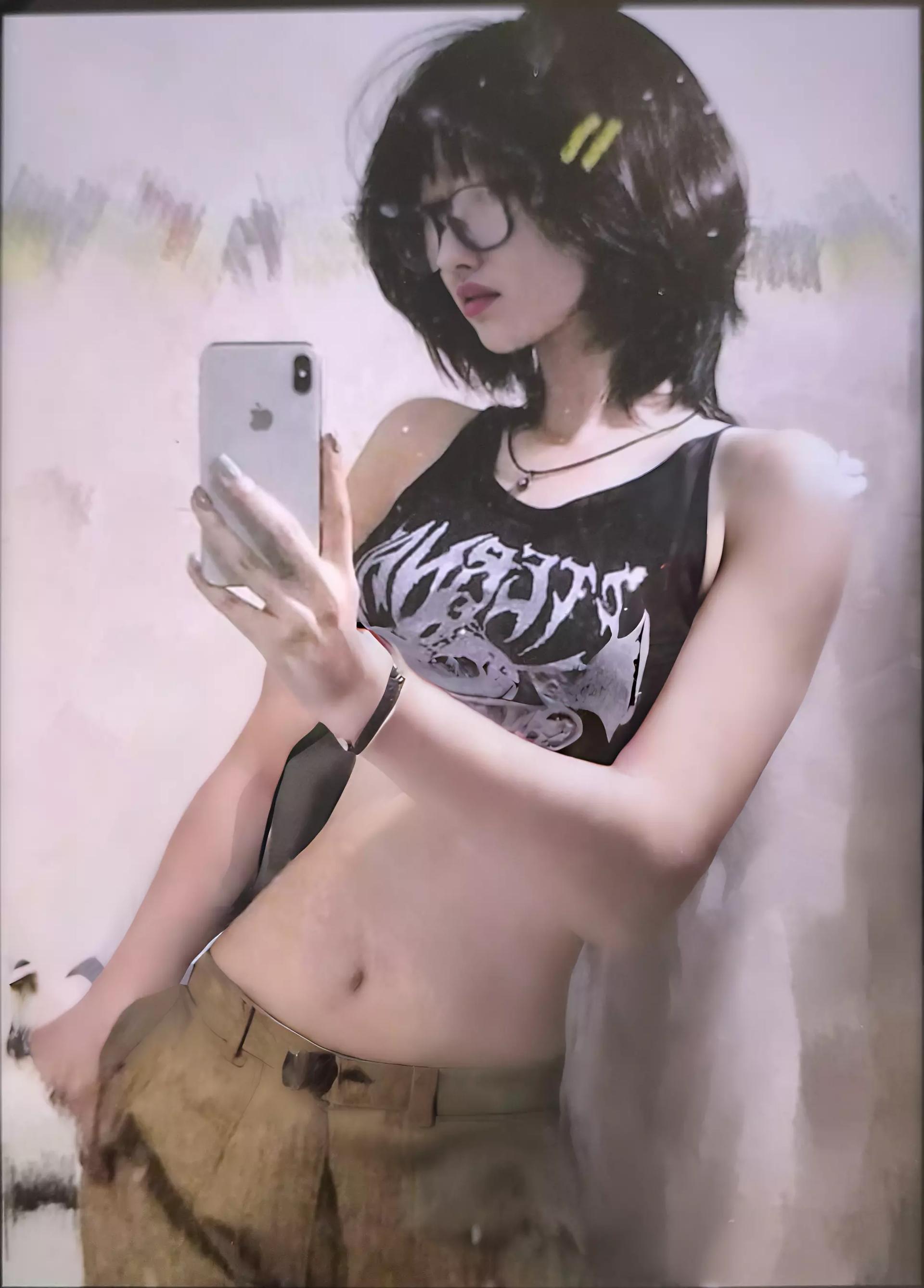 Ash (Tomboy girl in class room) thumbnail