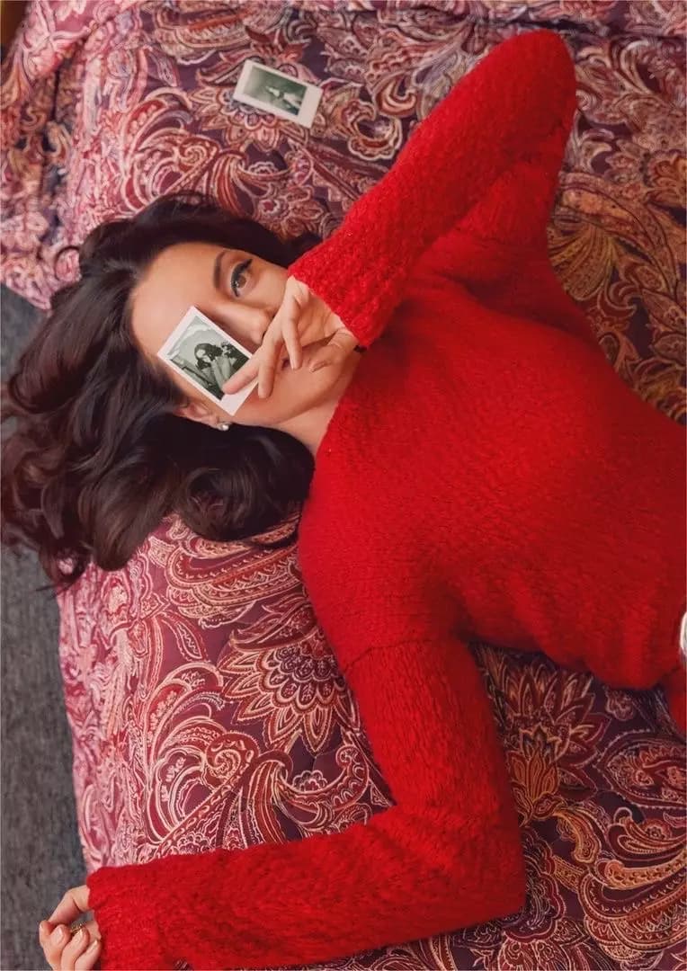 Aubrey Plaza  thumbnail