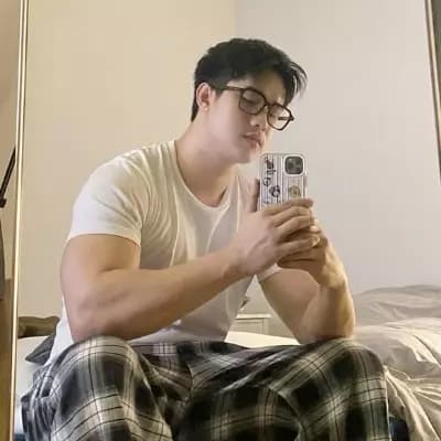 Kim Tae On thumbnail