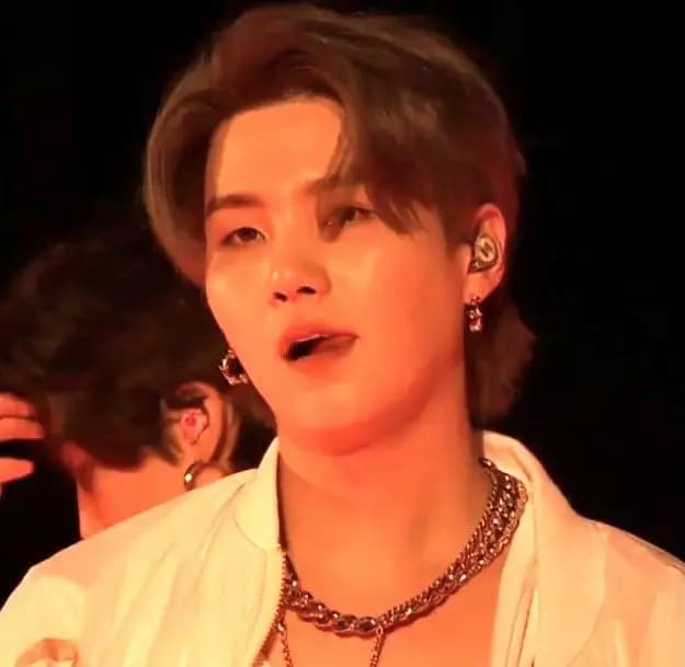 Yoongi-Roommate thumbnail