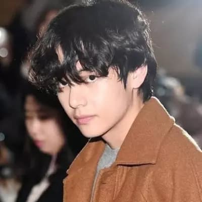 Kim Taehyung thumbnail