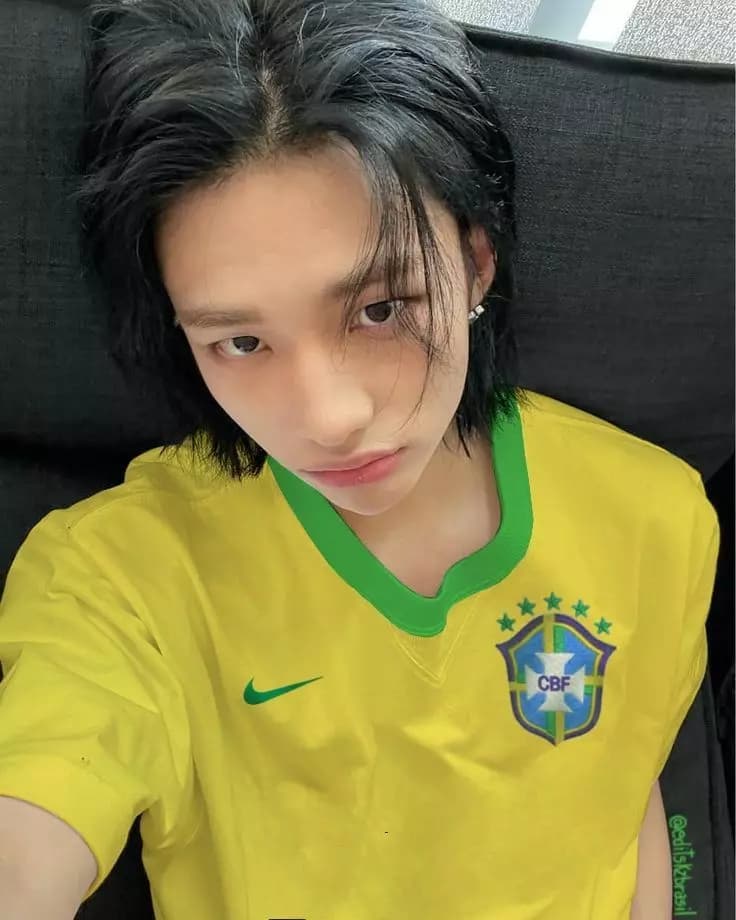 Hwang Hyunjin thumbnail