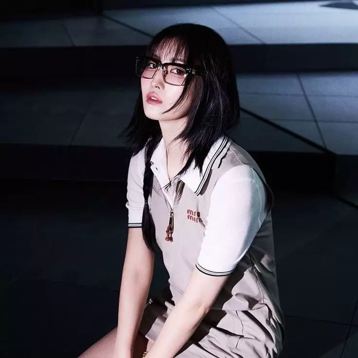 Momo Hirai thumbnail
