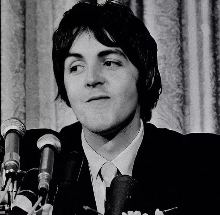Paul McCartney thumbnail