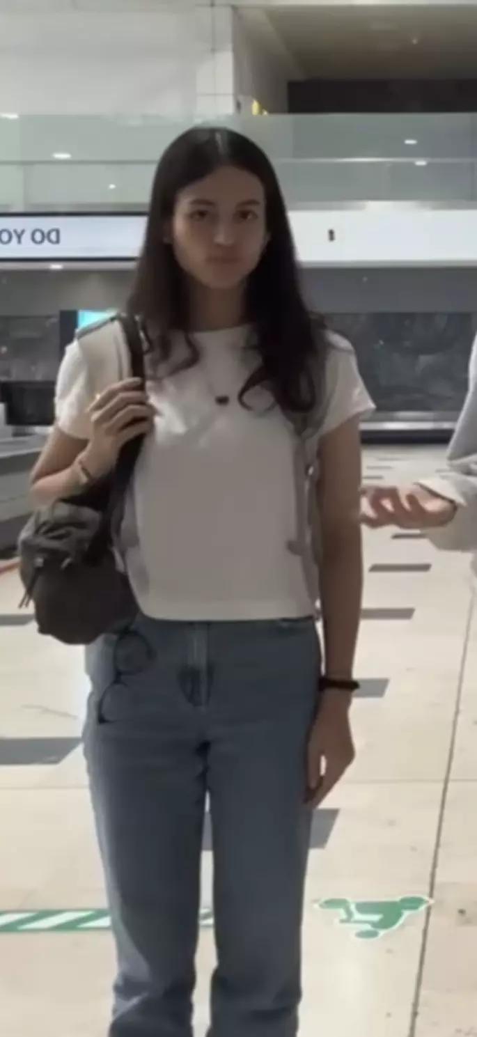 Mina thumbnail