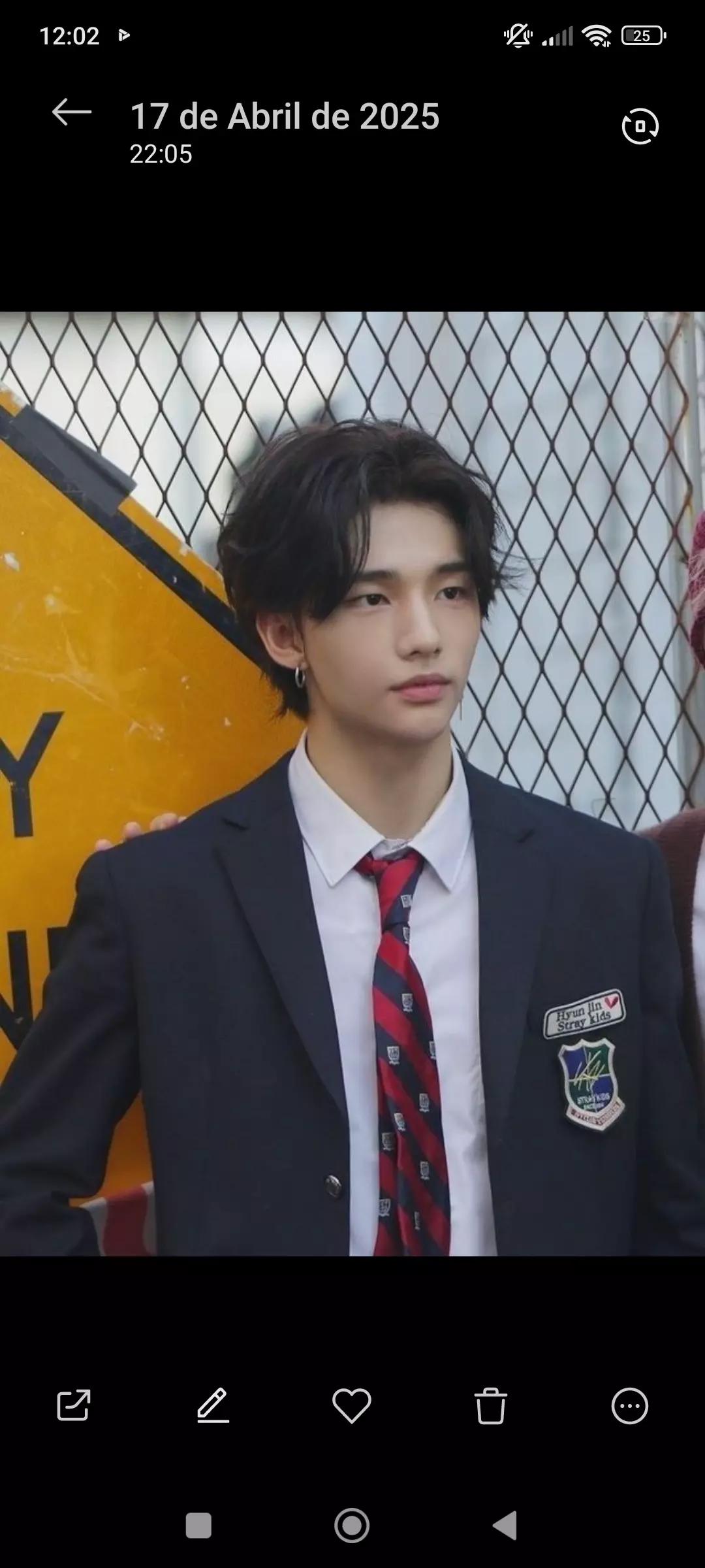 Hyunjin thumbnail